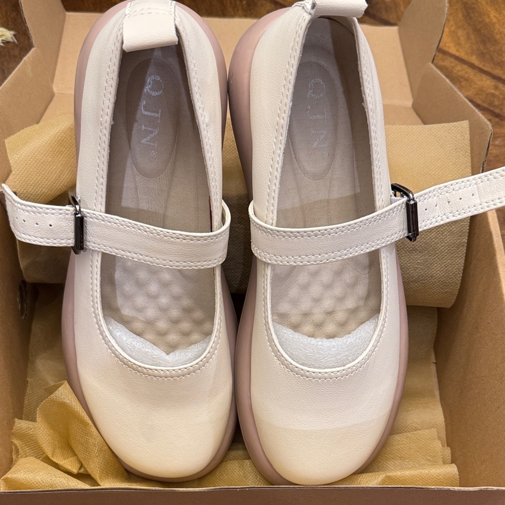 NWT QJN Mary Jane Shoes Women Flat Comfortable leather Casual Ladies beige 8